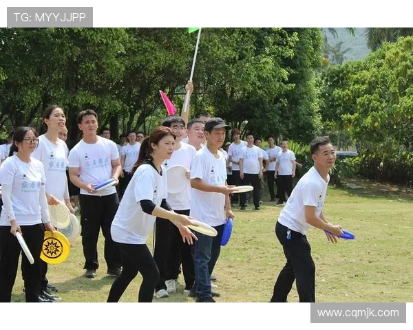 重庆飞盘队的团队协作与默契:聚焦飞盘运动的精神与魅力